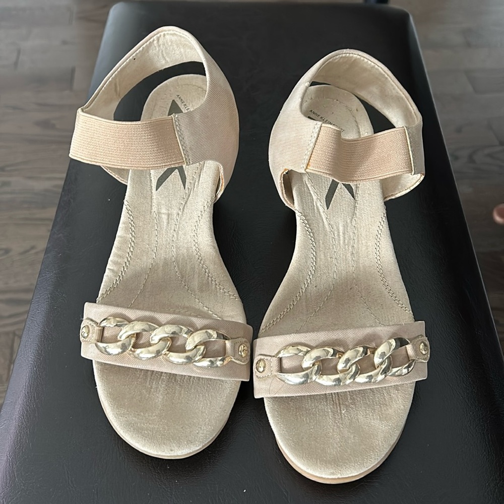 Lightly used wedge sandals with gold chain